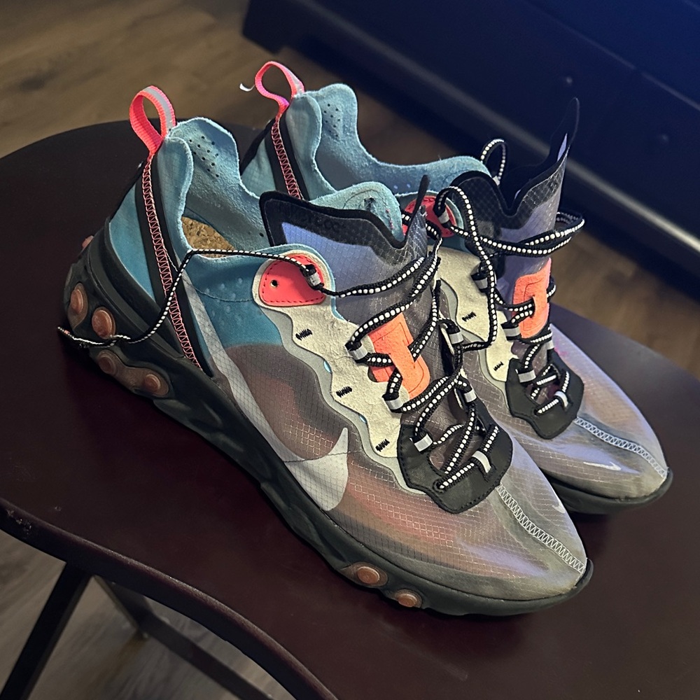 Nike React Element 87 Blue Chill Solar Red Sneaker. Size 12